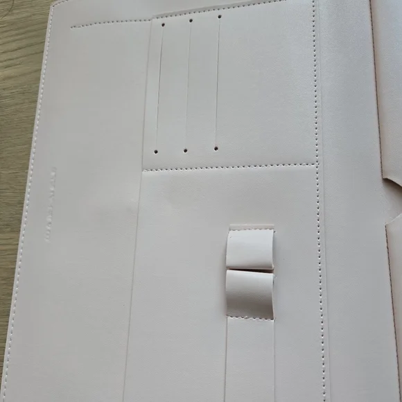 Glass Ladder & Co Vegan Light Pink Folio - Picture 6 of 10